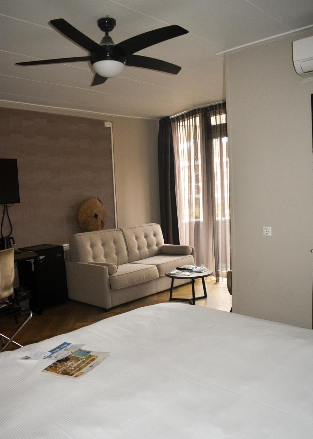 Fletcher Hotel-Restaurant De Korenbeurs Made Bagian luar foto